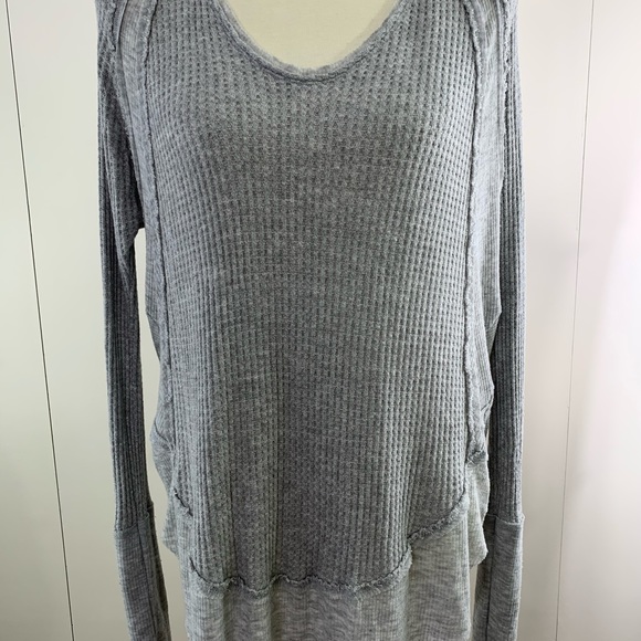 Free People S We the Free Grey thermal  tunic - Picture 4 of 8